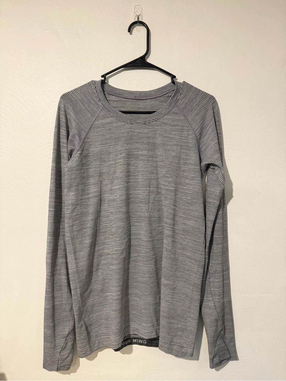 lululemon athletica Women's Long Sleeve Thin Stripe Top - Gray